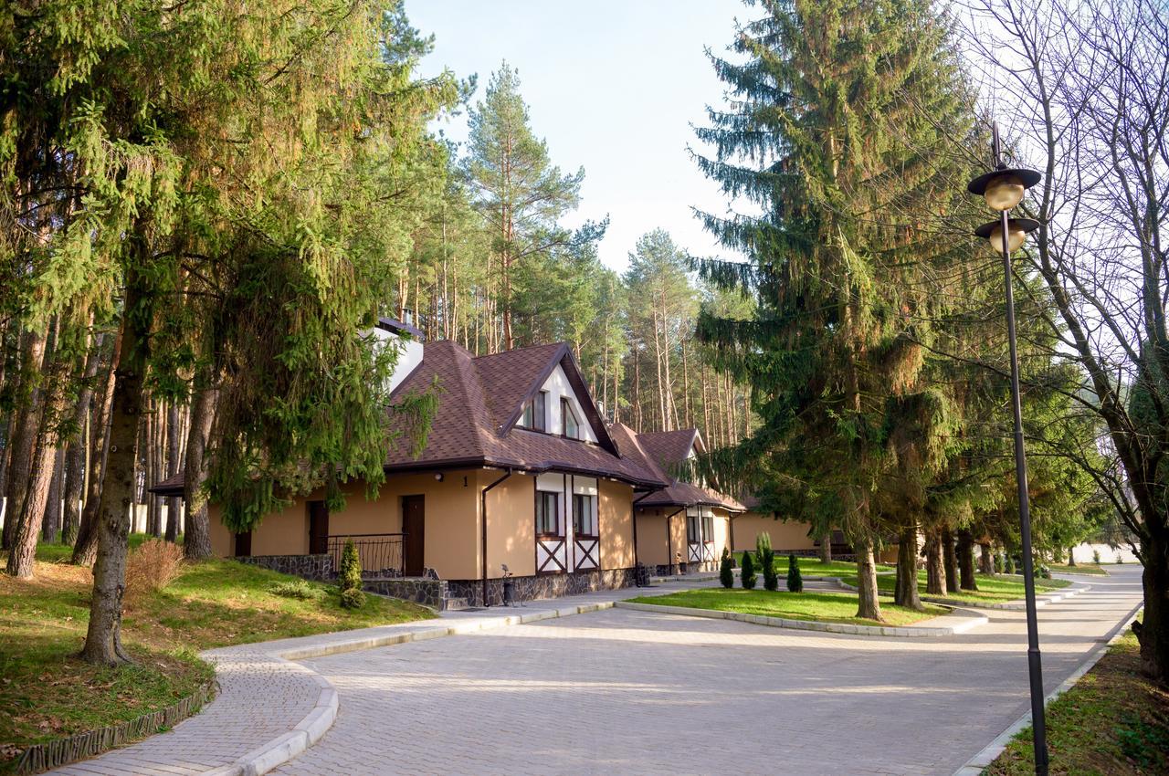 Hôtel Kryve Ozero à Novoyavorivsk Extérieur photo